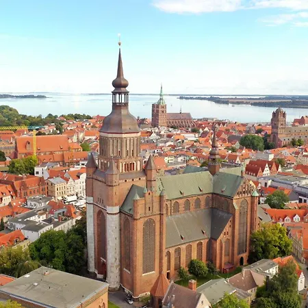 Gaestehaus Sternschanze - App2 &bdquokapitaenleutnant&ldquo *