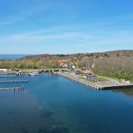 Gaestehaus Sternschanze - App2 &bdquokapitaenleutnant&ldquo