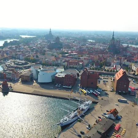 Gaestehaus Sternschanze - App2 &bdquokapitaenleutnant&ldquo *